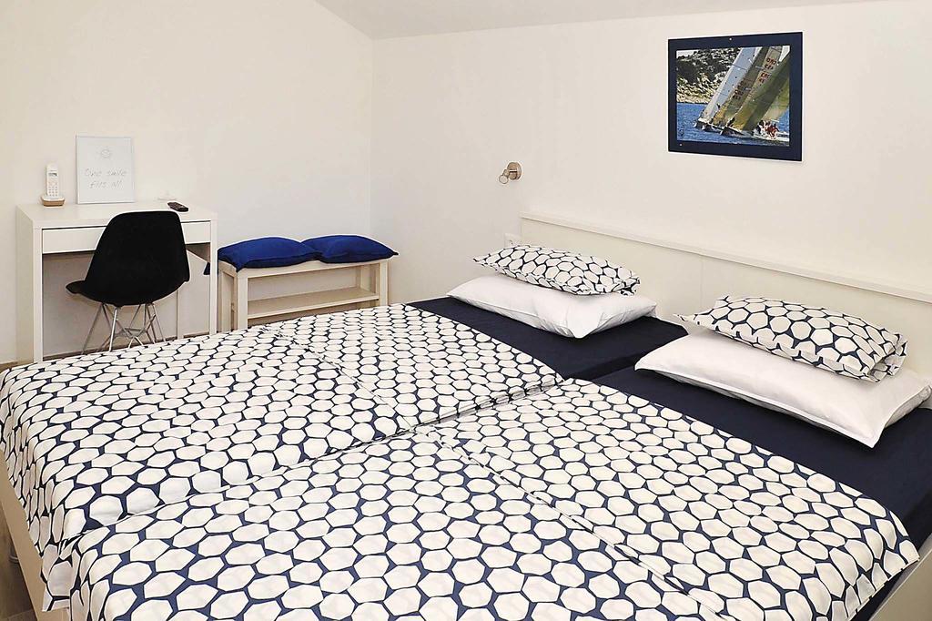 Blue Horizon Apartment