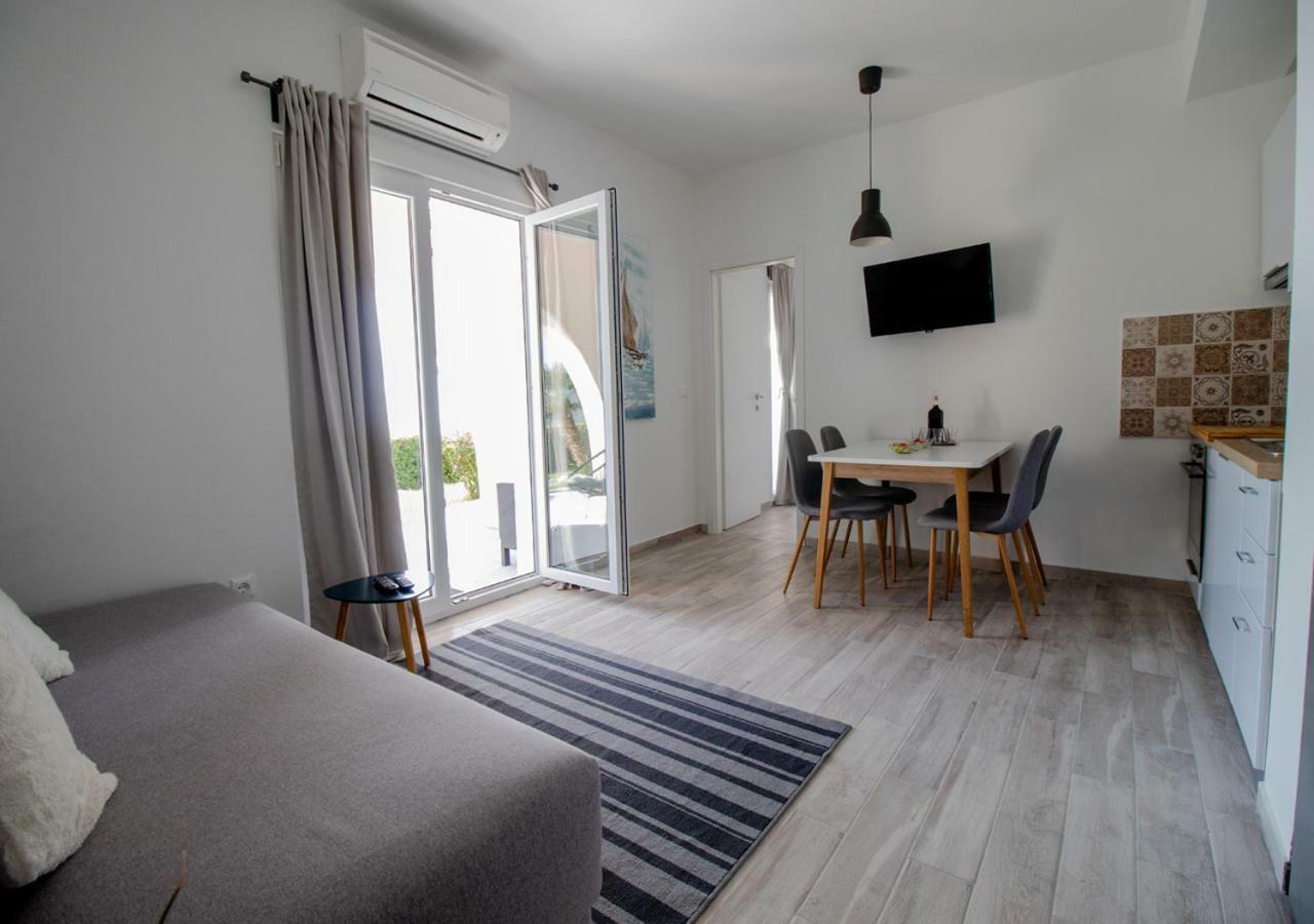 Blue Horizon Apartment *